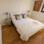 Apartamento ático Con Terraza En El Corazón De *