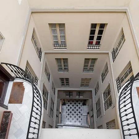 Apartamento ático Con Terraza En El Corazón De