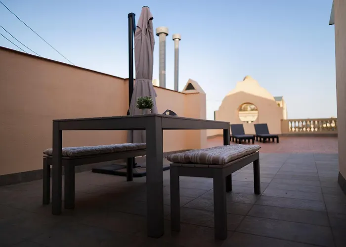 Lejlighed Atico Con Terraza En El Corazon De